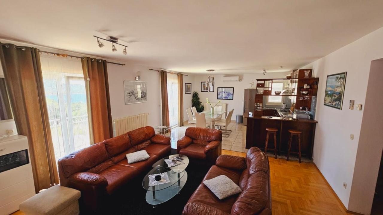 Apartment House Berry Primošten Εξωτερικό φωτογραφία
