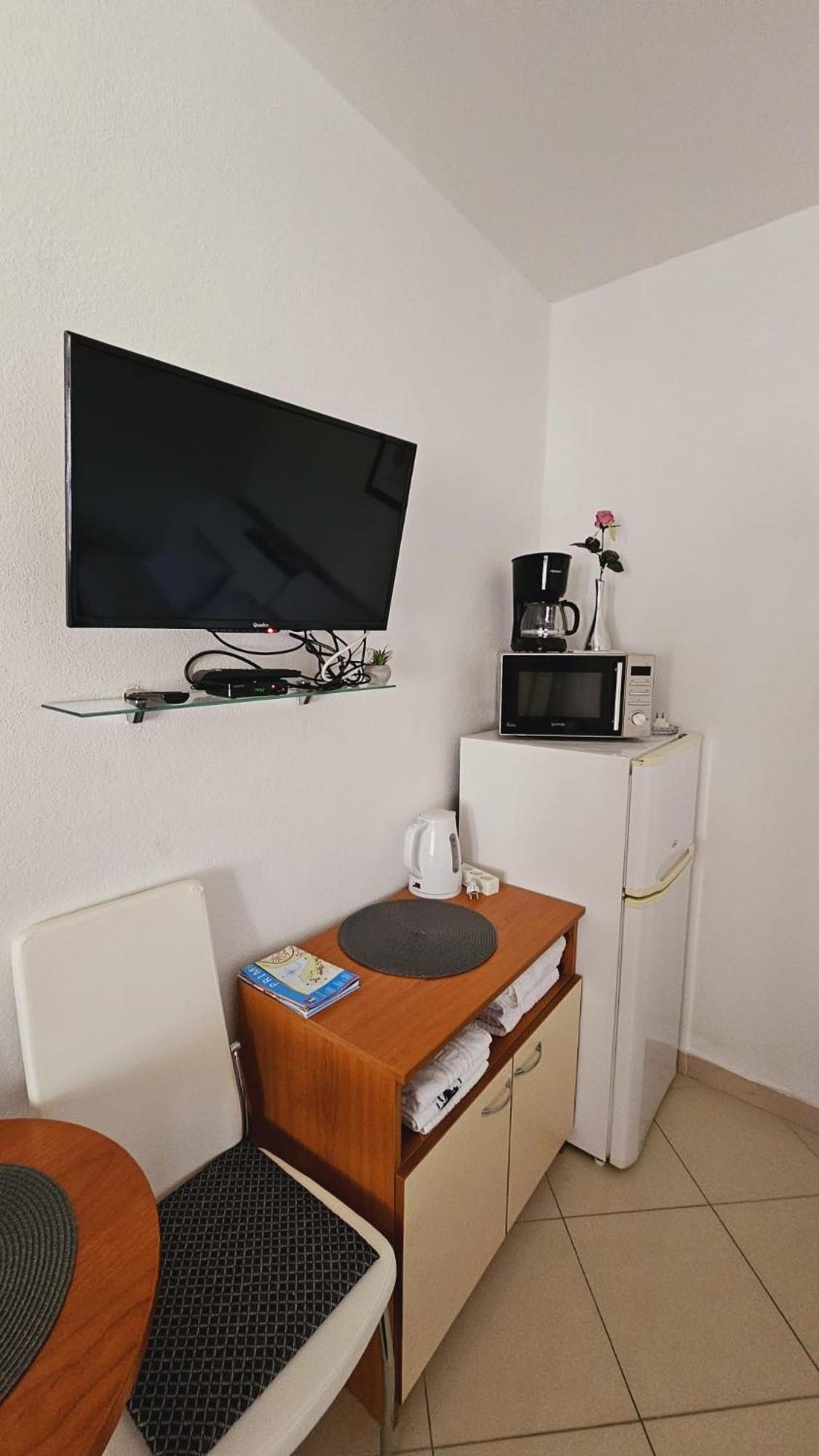 Apartment House Berry Primošten Εξωτερικό φωτογραφία