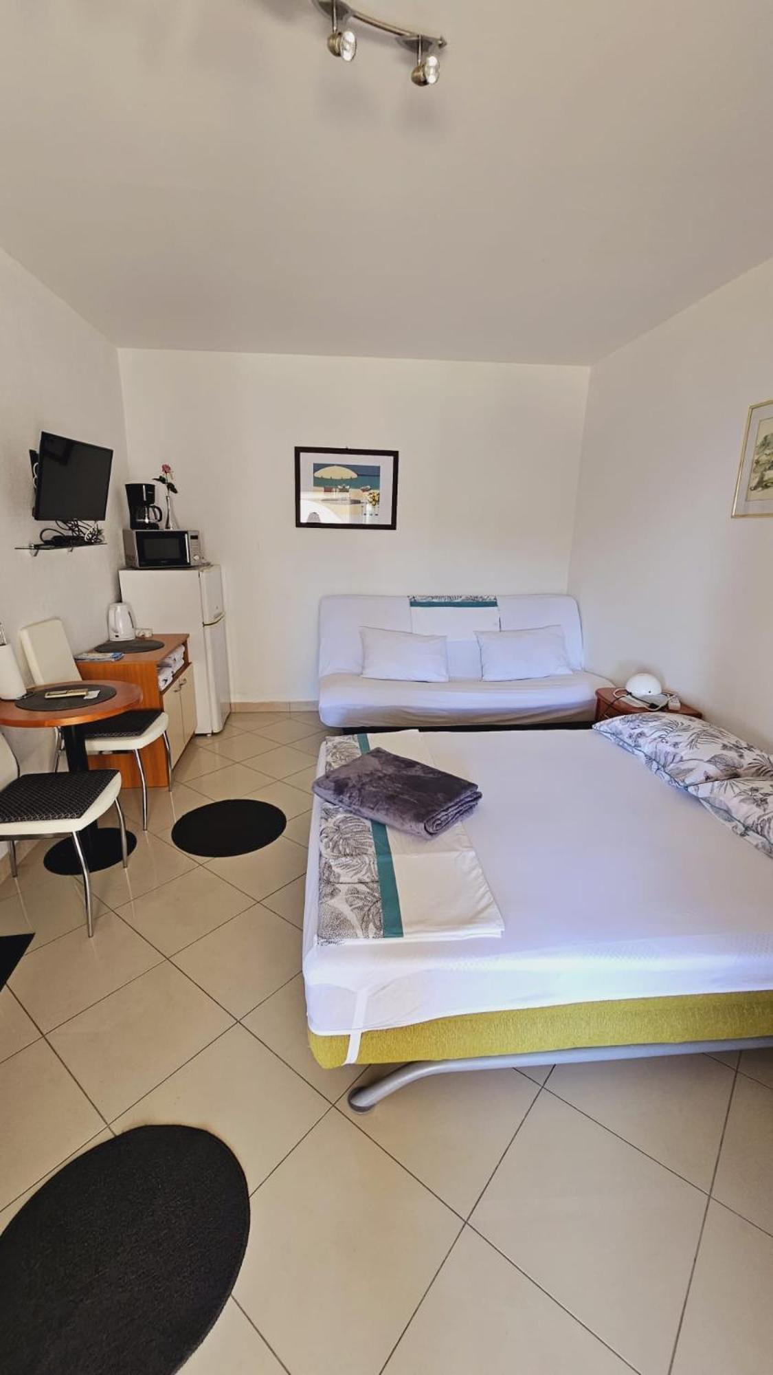 Apartment House Berry Primošten Εξωτερικό φωτογραφία