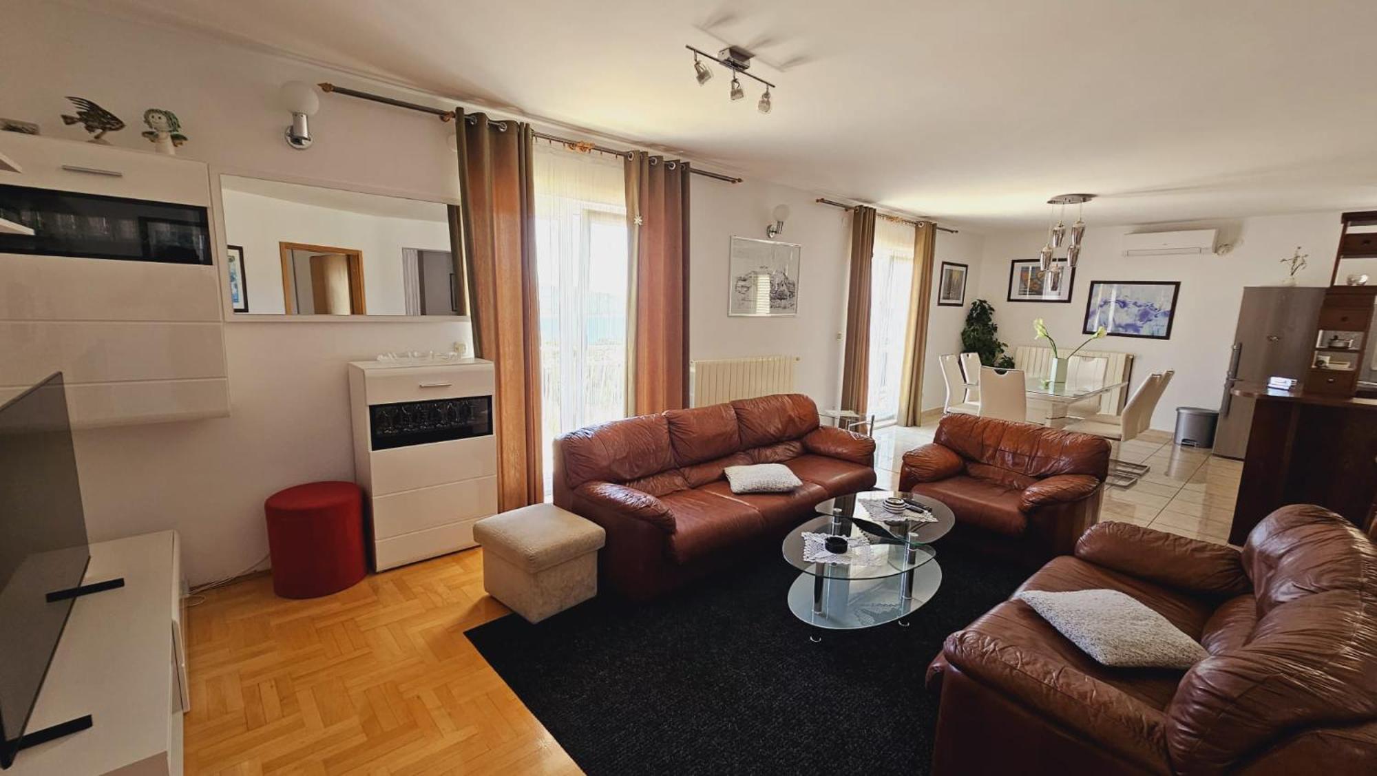 Apartment House Berry Primošten Εξωτερικό φωτογραφία