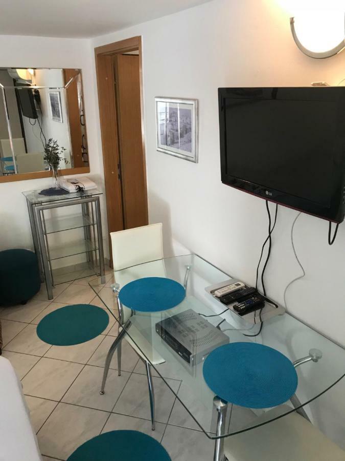 Apartment House Berry Primošten Εξωτερικό φωτογραφία